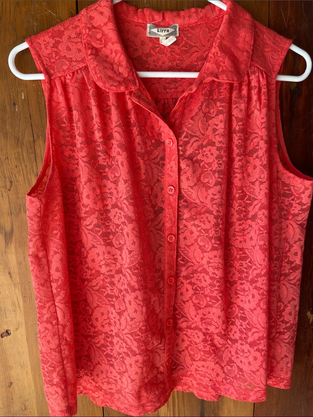 Kirra Coral Lace Sleeveless Button-Up Blouse